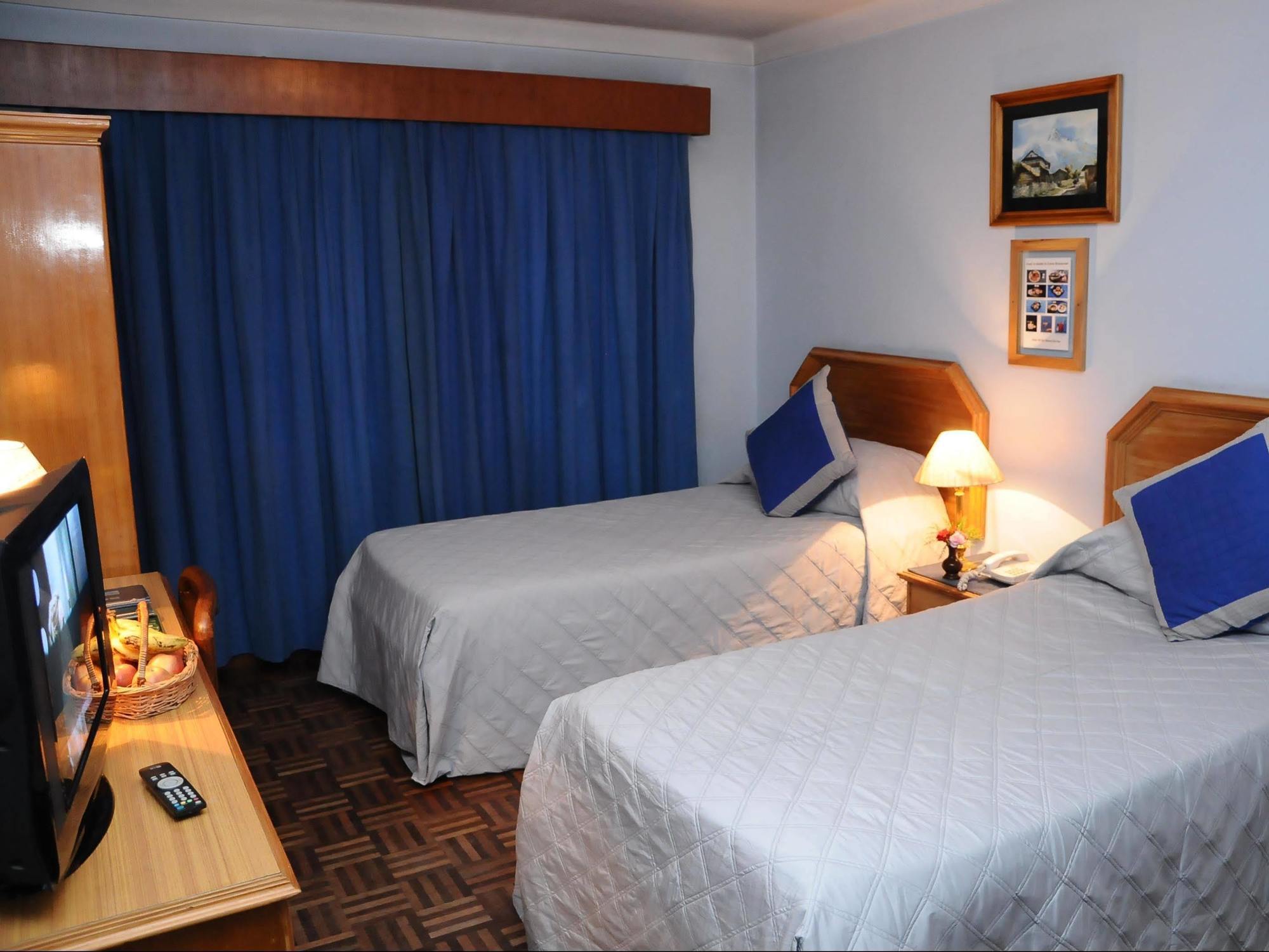 Hotel Clarion Катманду Екстериор снимка